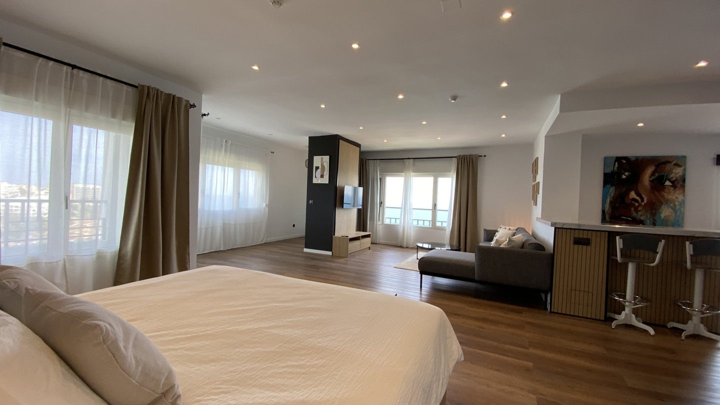 Premium Studio Side Sea View