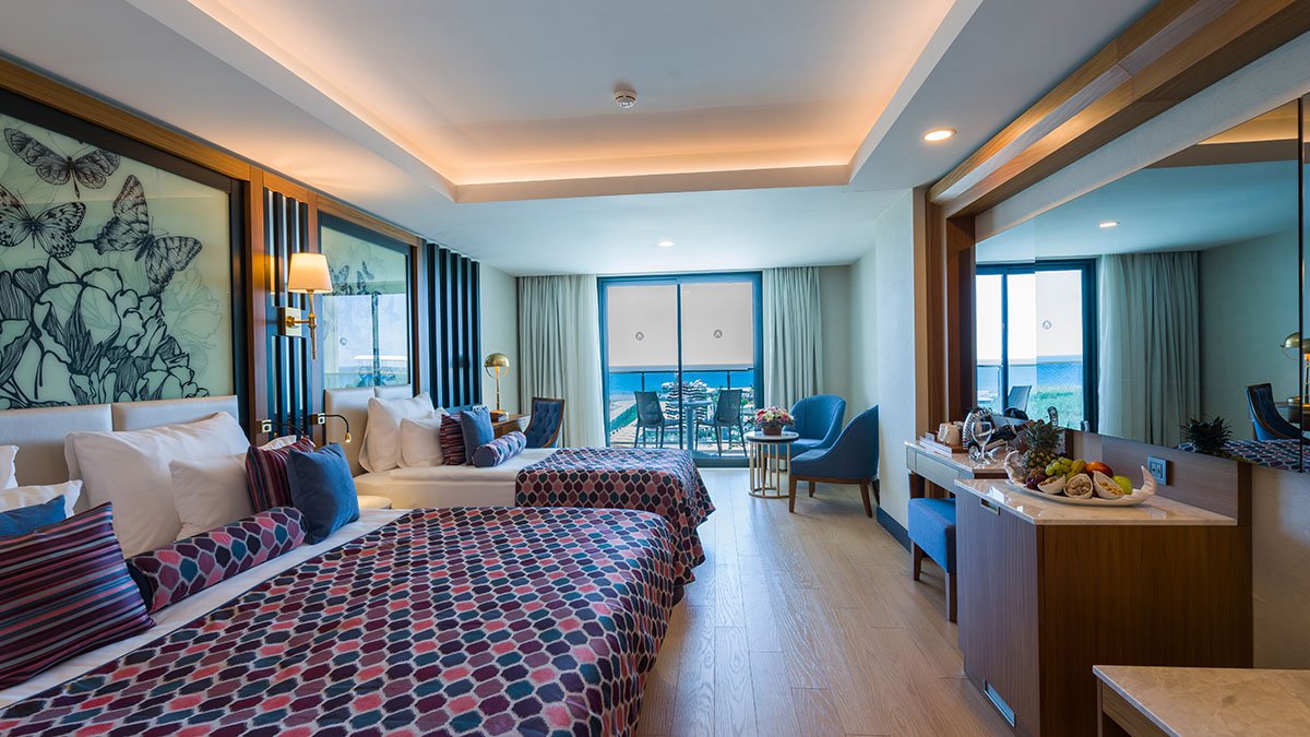 Standard Side Sea View