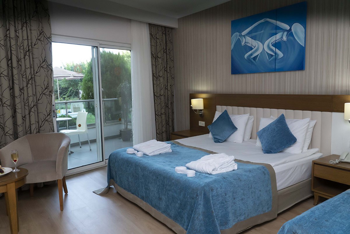 Standard Side Sea View