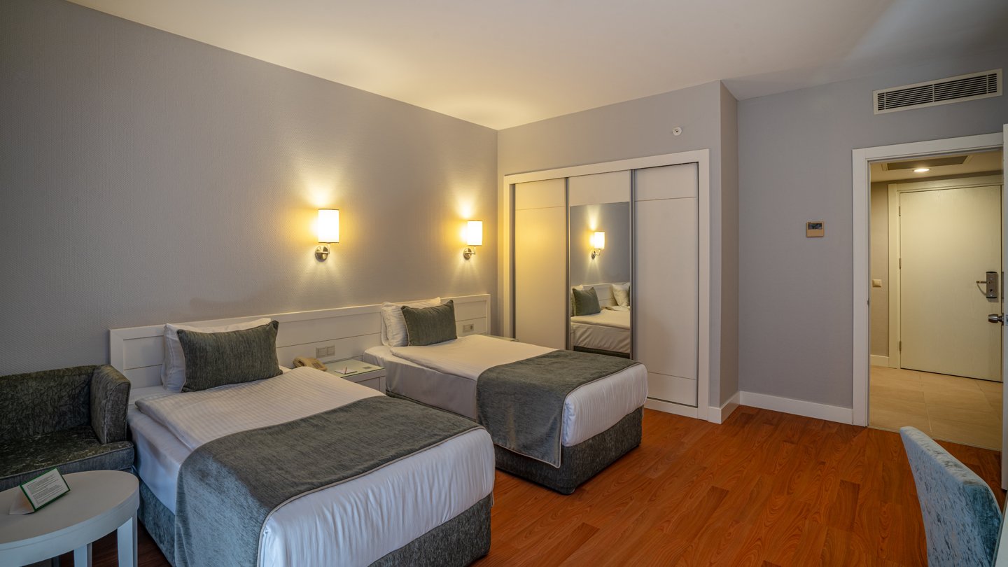 Family 2 Bedrooms Sea View