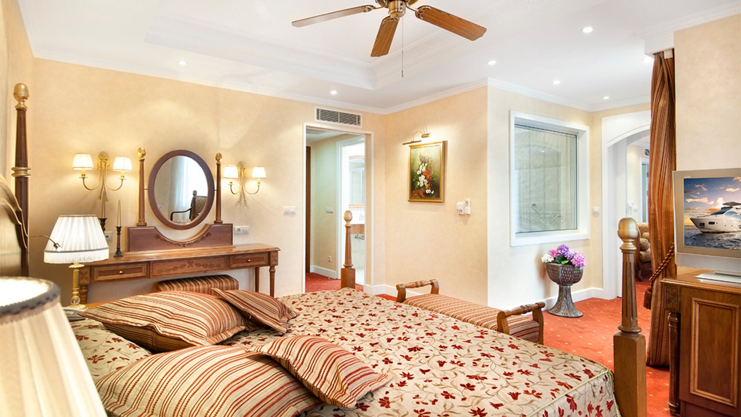 King Suite
