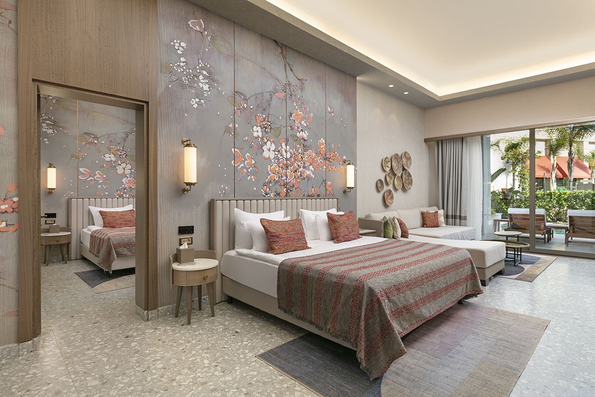 Family Suite Swim-Up