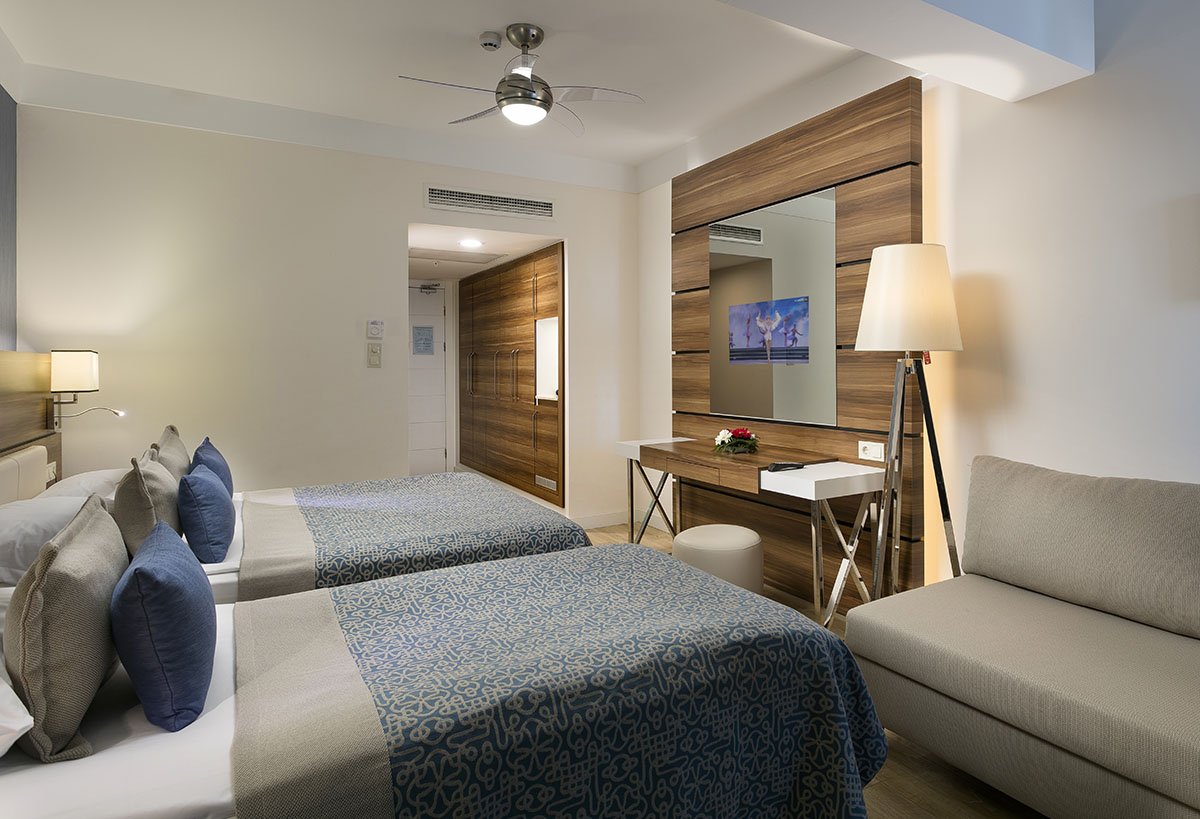 Economy Room