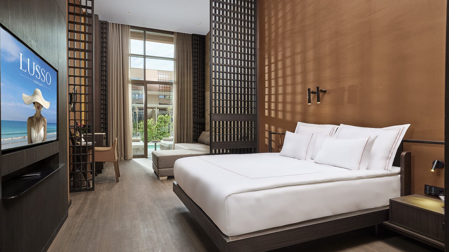 Lagoon Suite