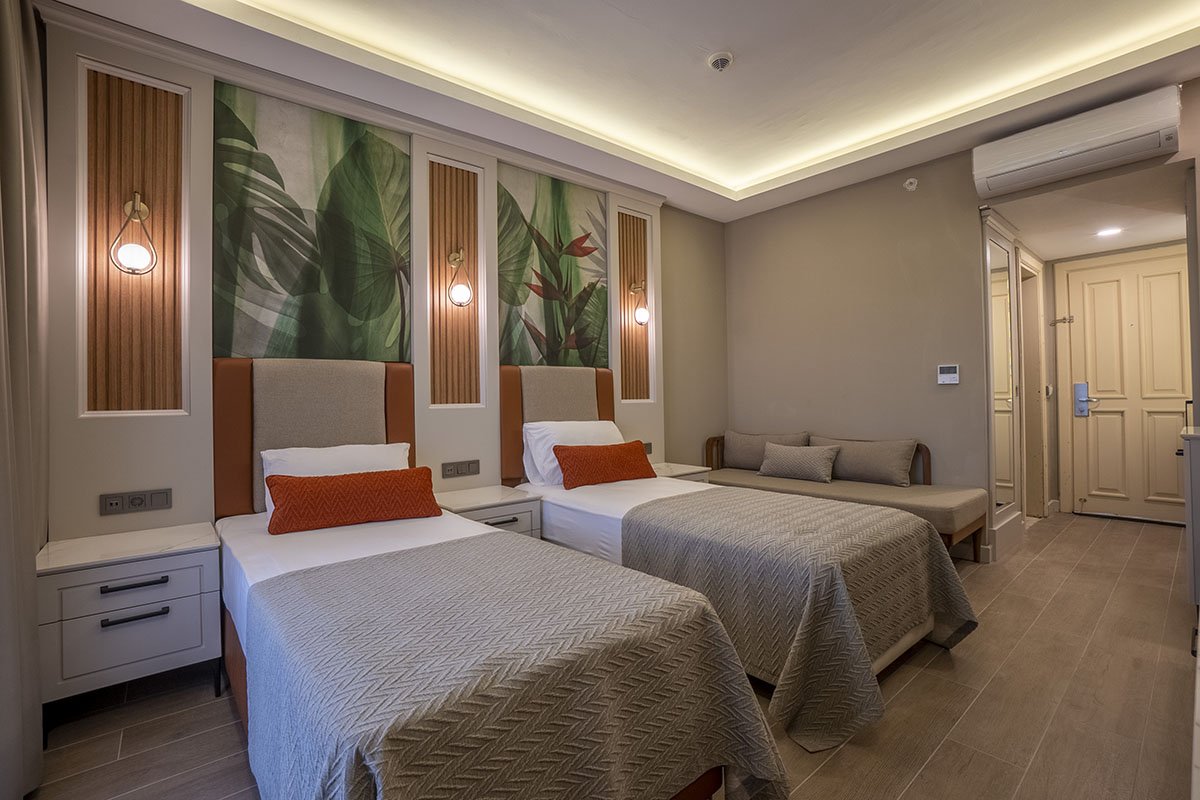 Standard Main Building Comfort Sea View