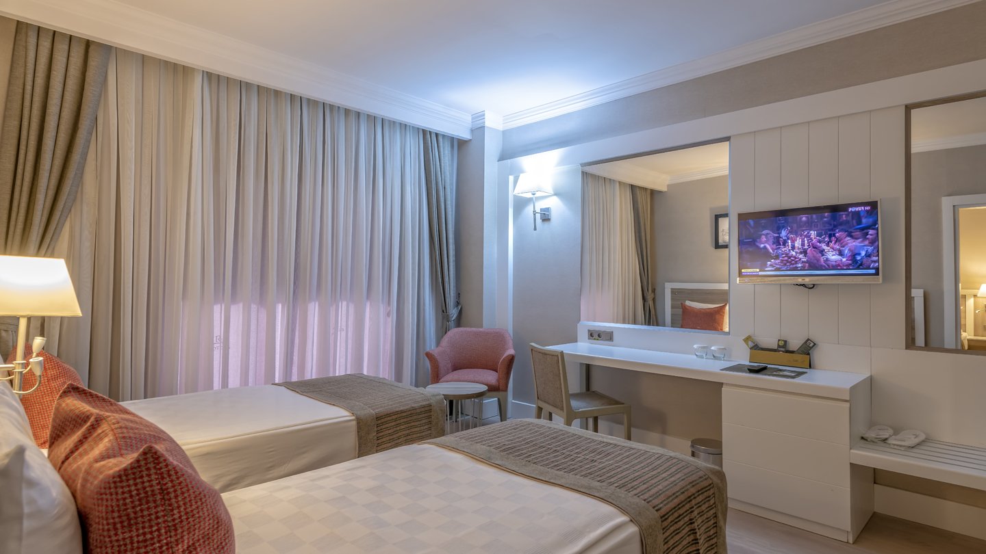 Economy Room