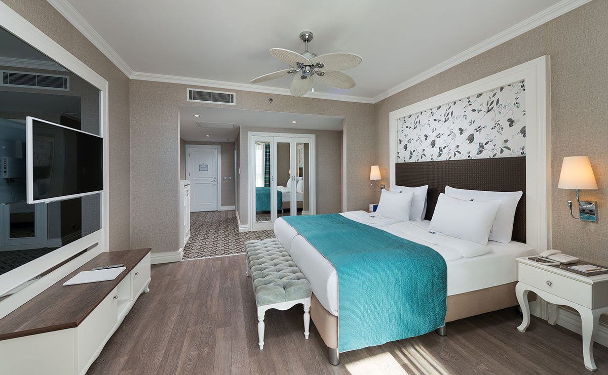 King Suite Sea View