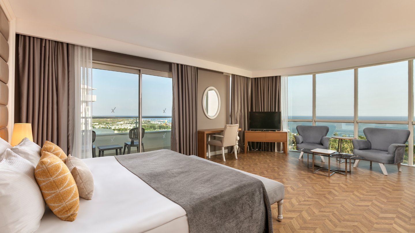 Jacuzzi Suite