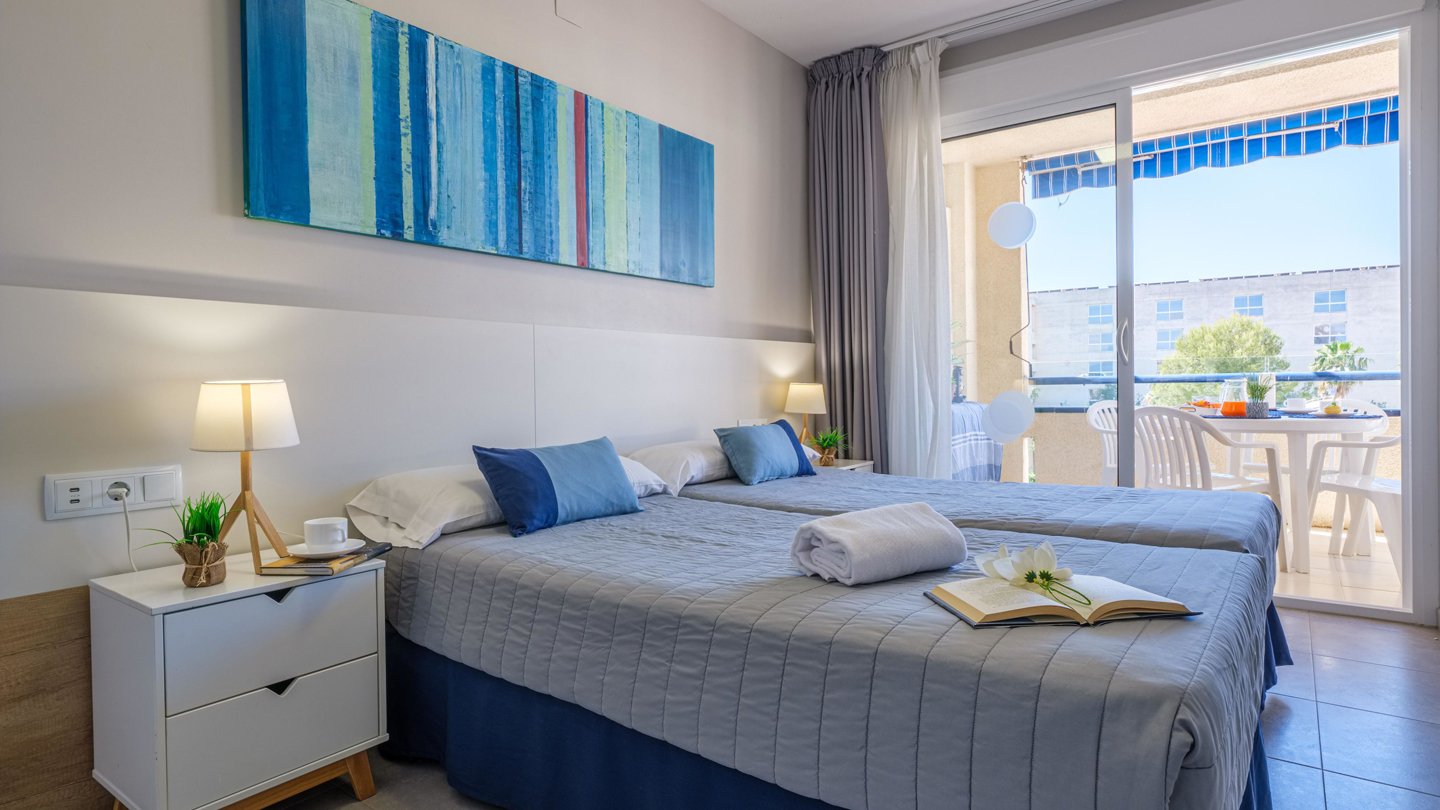 1 Bedroom Apartment