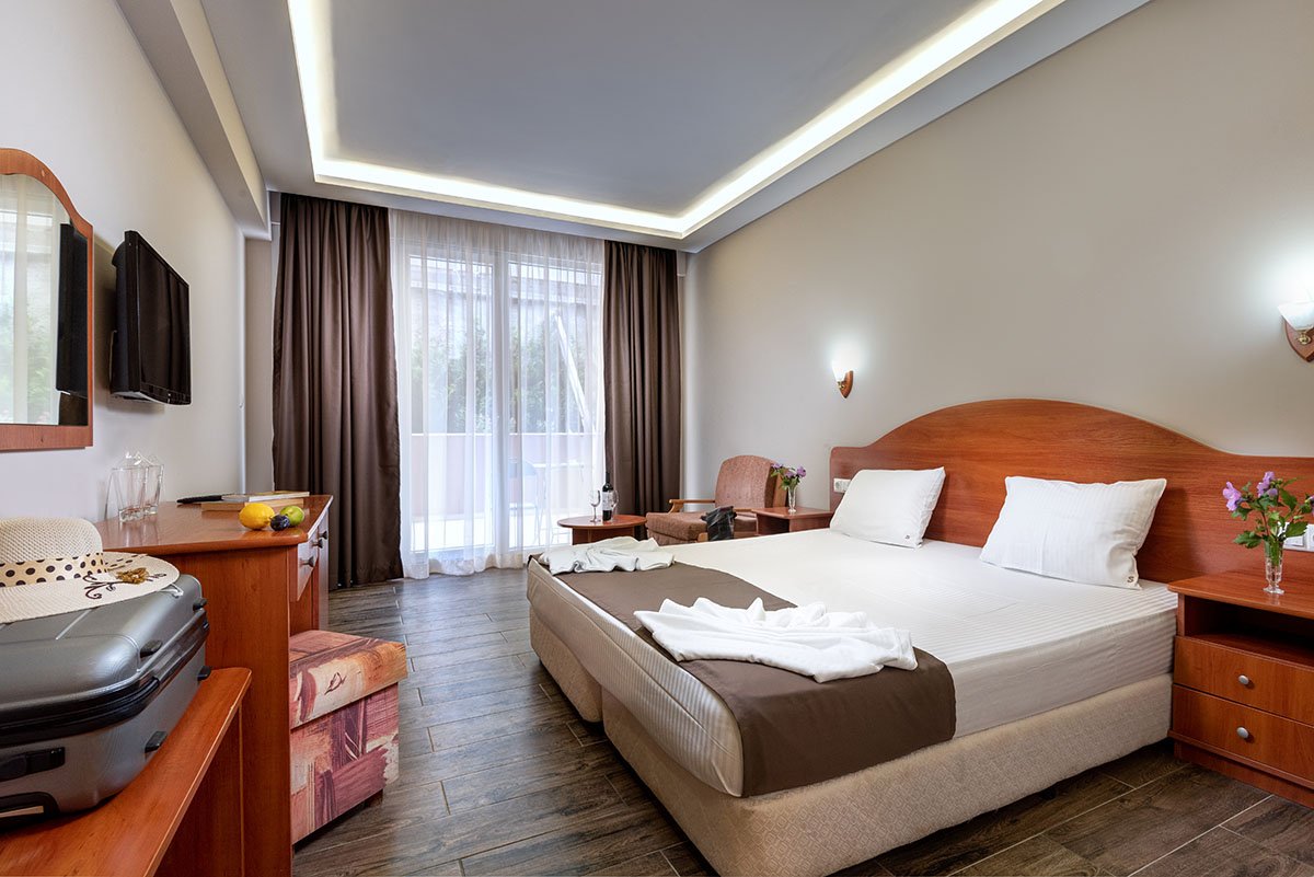 Economy Room