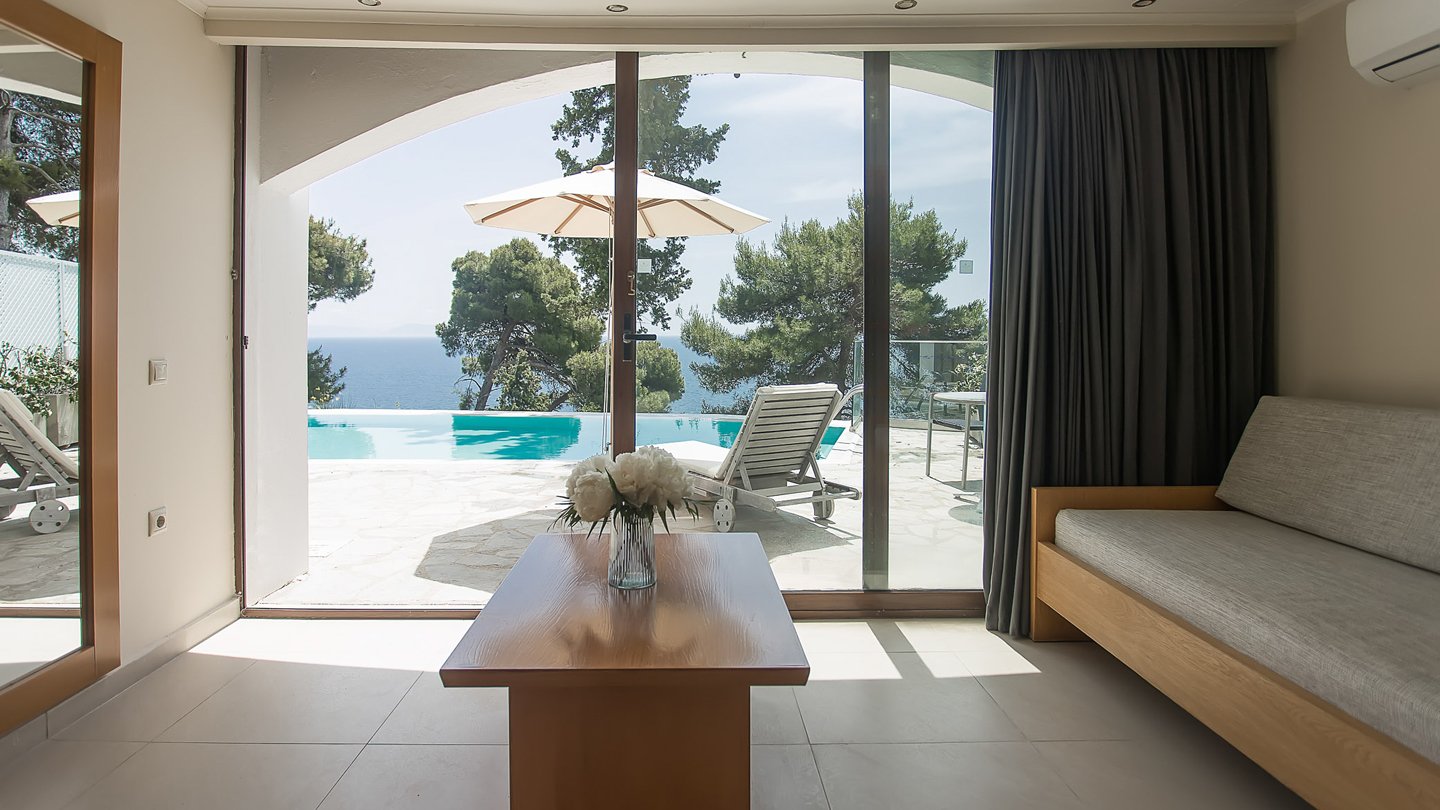 Superior Bungalow Sharing Pool