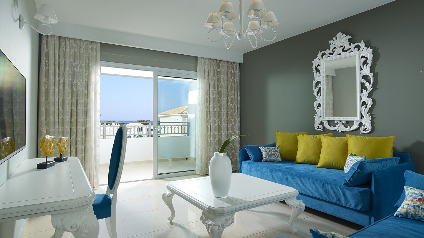 Deluxe Suite Garden View