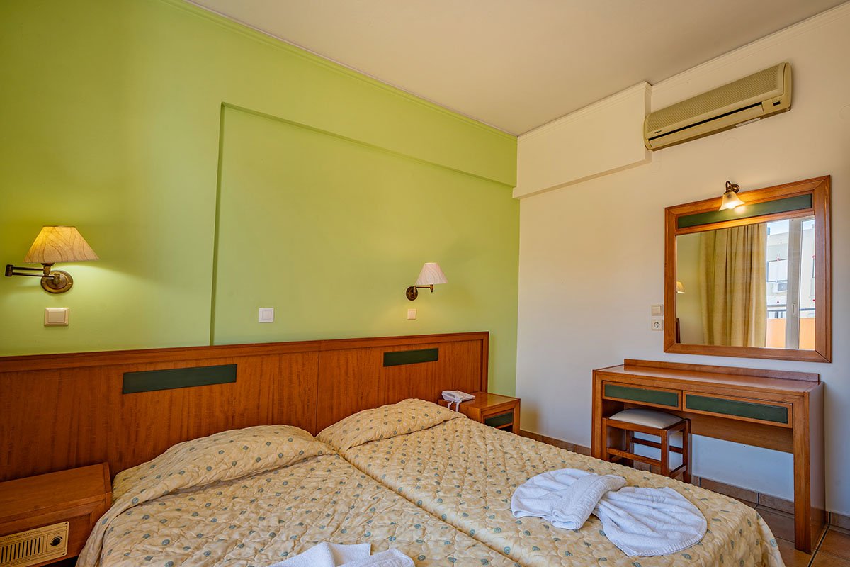 Promo Room