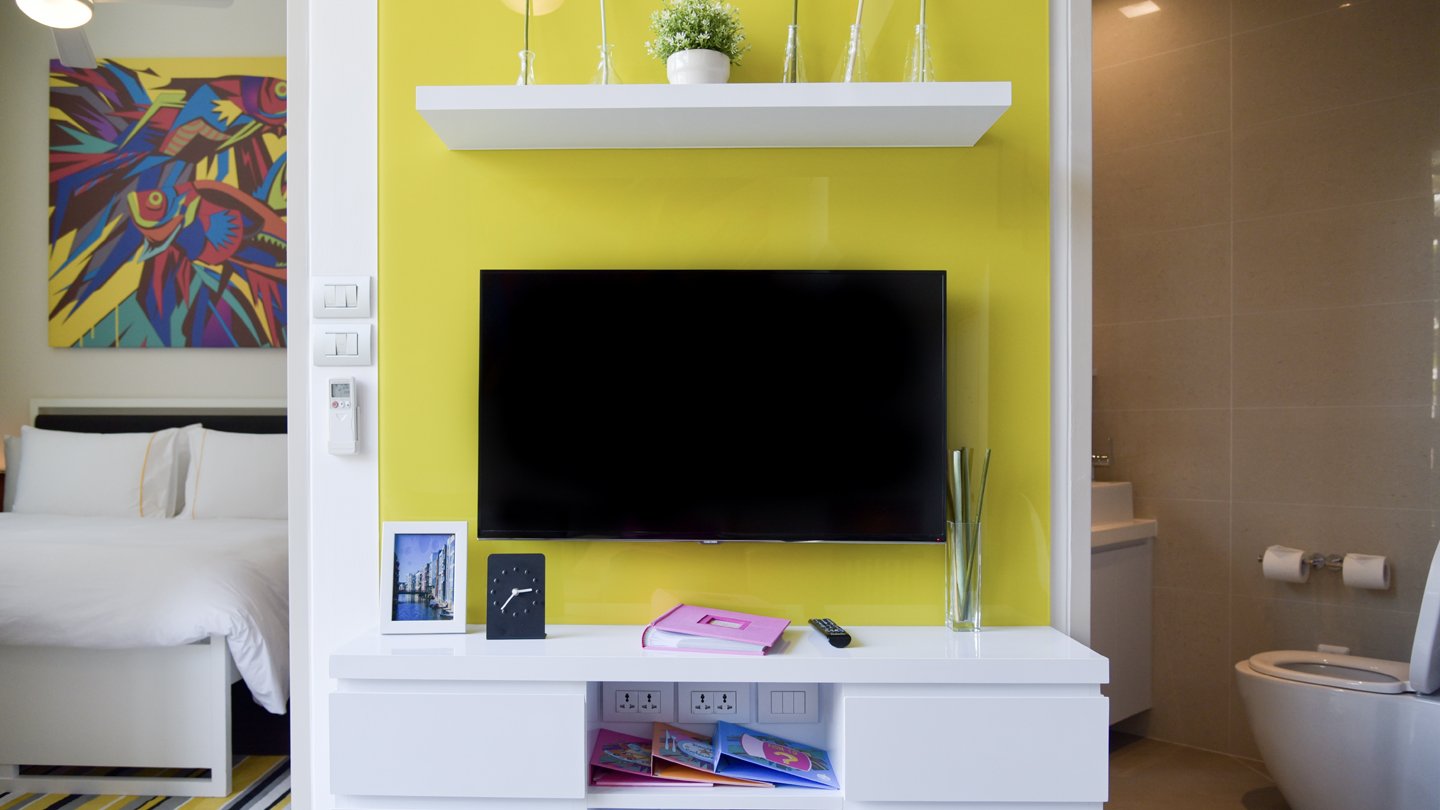 One Bedroom Loft Water