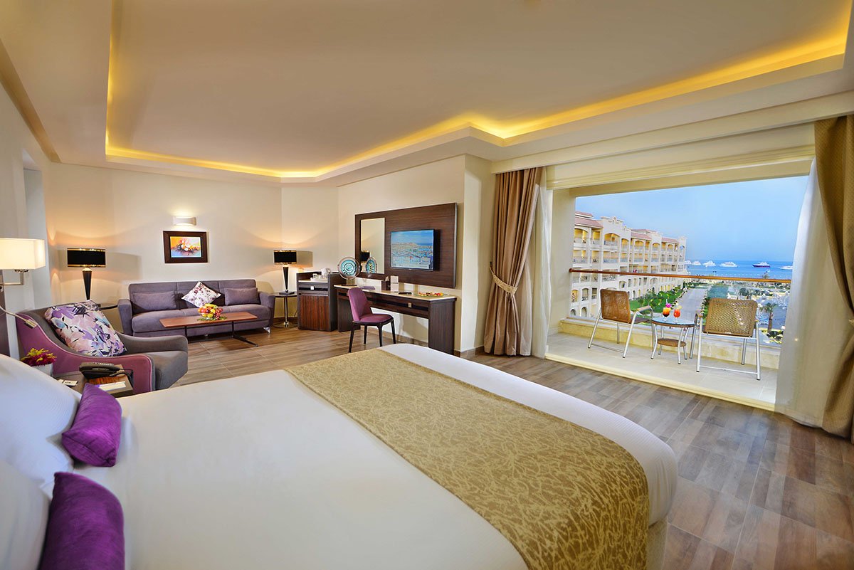 Junior Suite Pool View