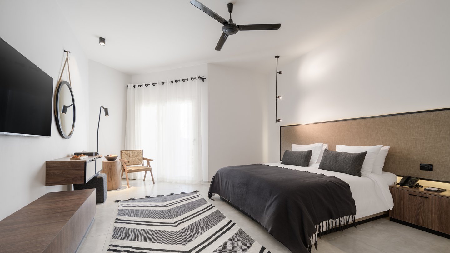 Deluxe King Room