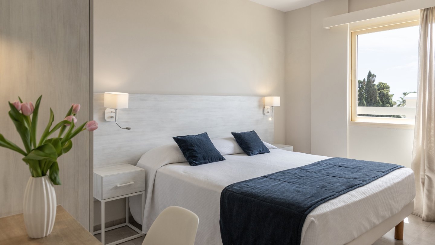 1 Bedroom Suite Side Sea View