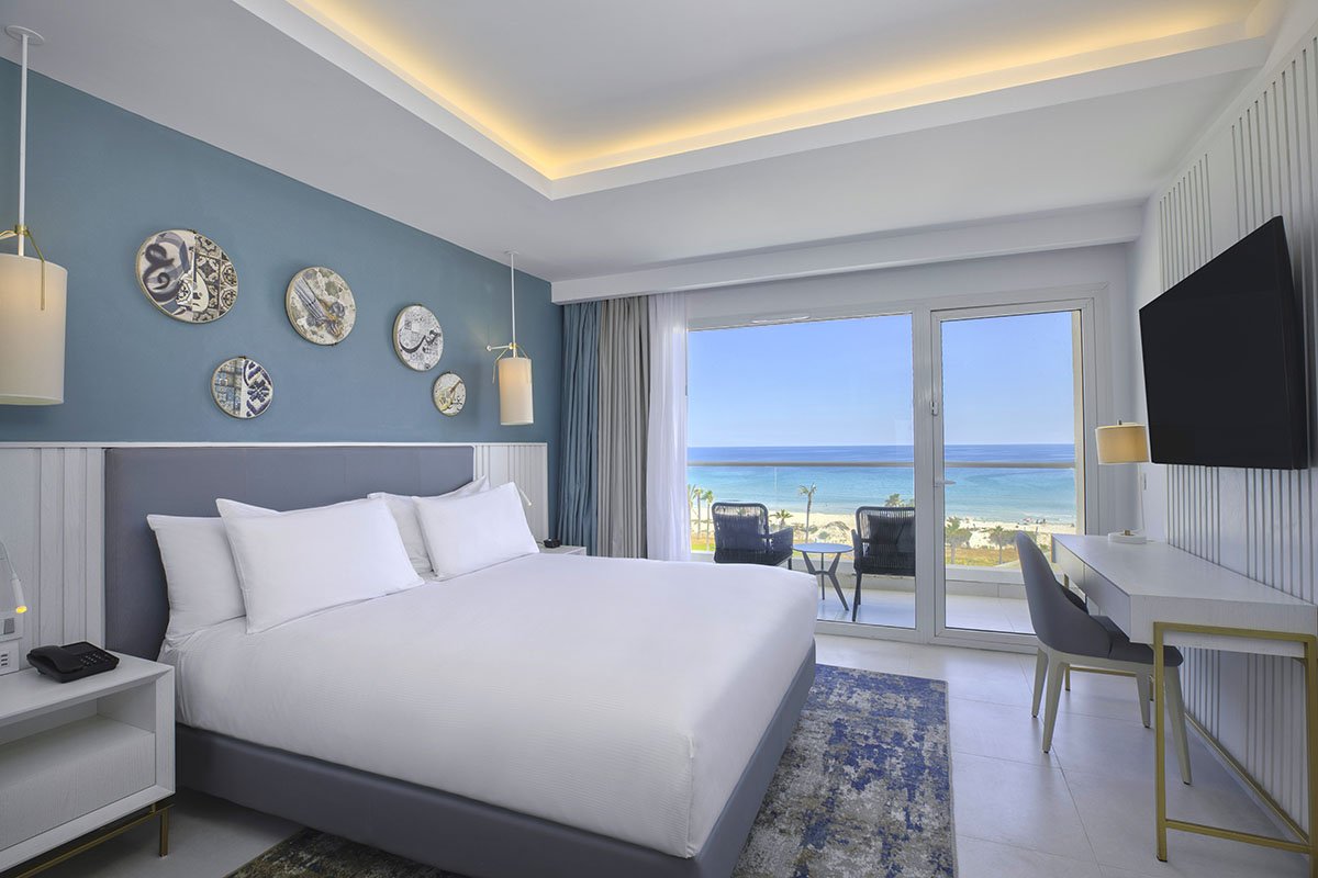 King One Bedroom Suite With Sea Front View