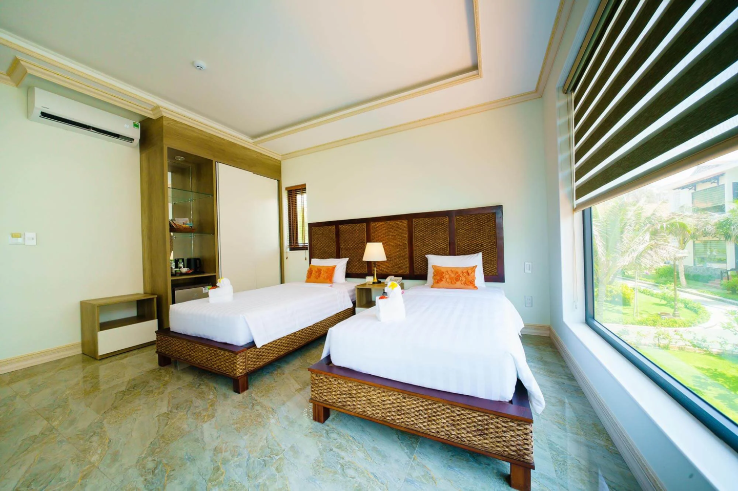 Villa 4 Bedrooms