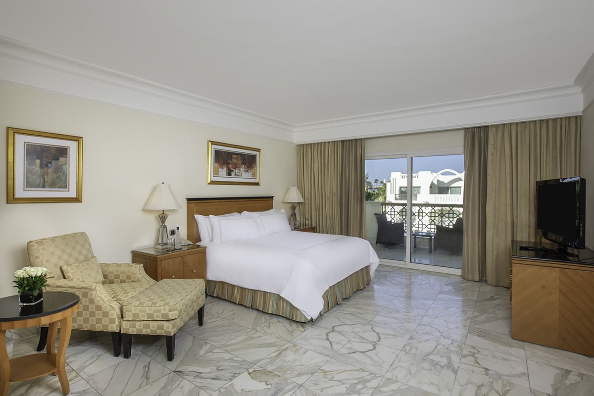 Signature Suite