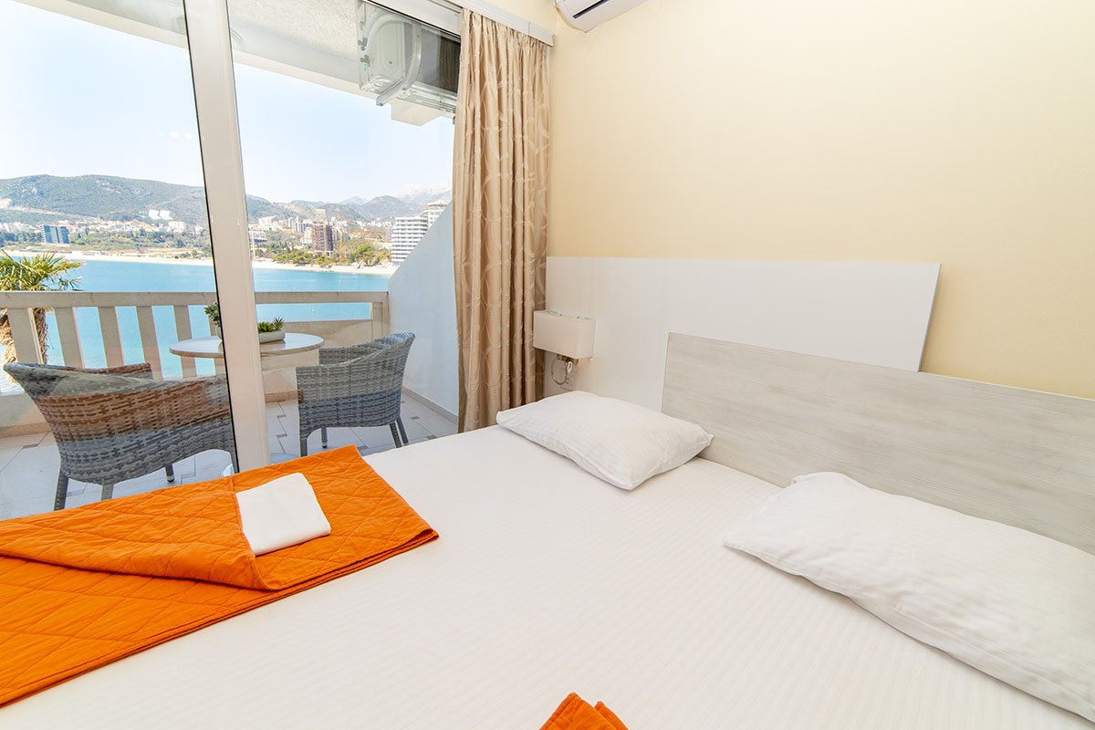 Standard Sea View