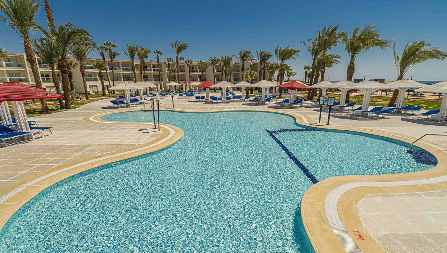 Amarina Abu Soma Resort & Aqua Park 5*