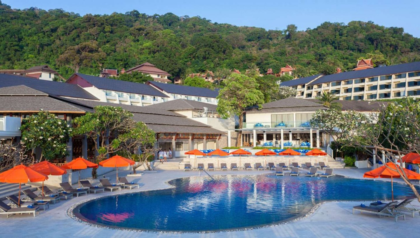 Diamond Cliff Resort & Spa (Phuket, Tai)