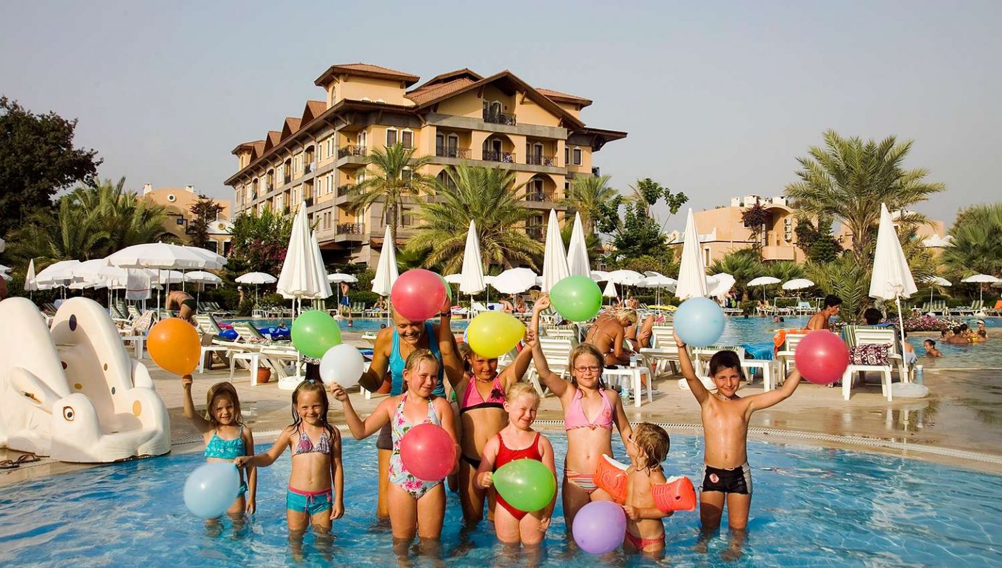 Euphoria barbaross beach resort 5 отзывы. Турция отель fun Sun Family Life Side. Сиде клаб Бич Турция.