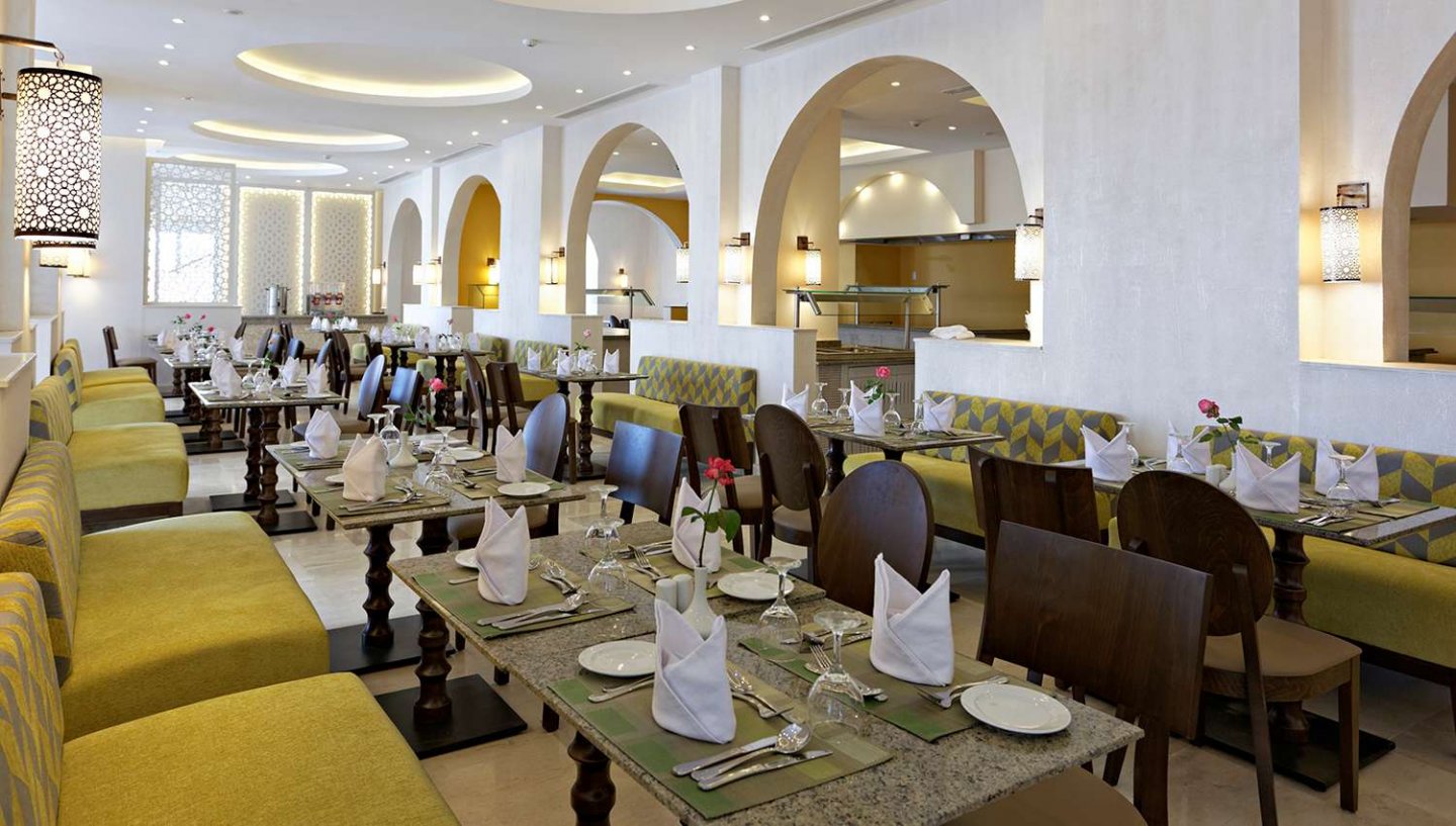 Royal Star Beach Resort  4