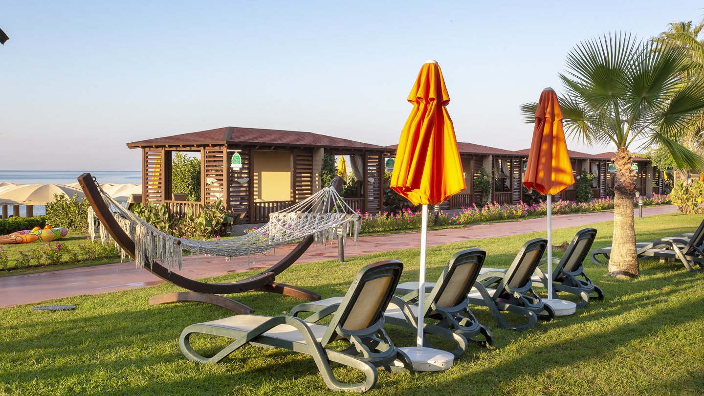 Pine Beach Belek, Antālija — pludmale