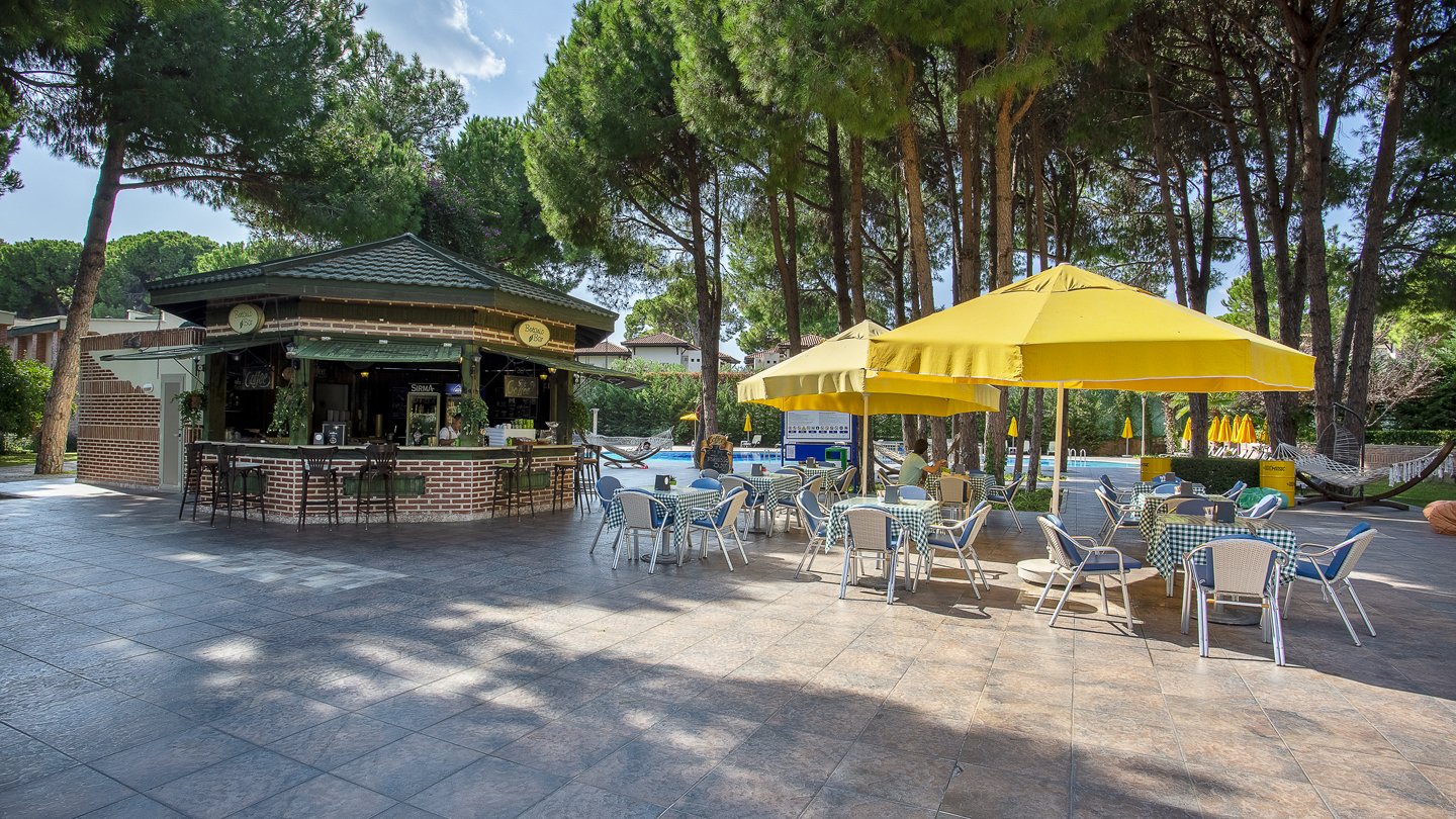 Pine Beach Belek, Antālija — bārs