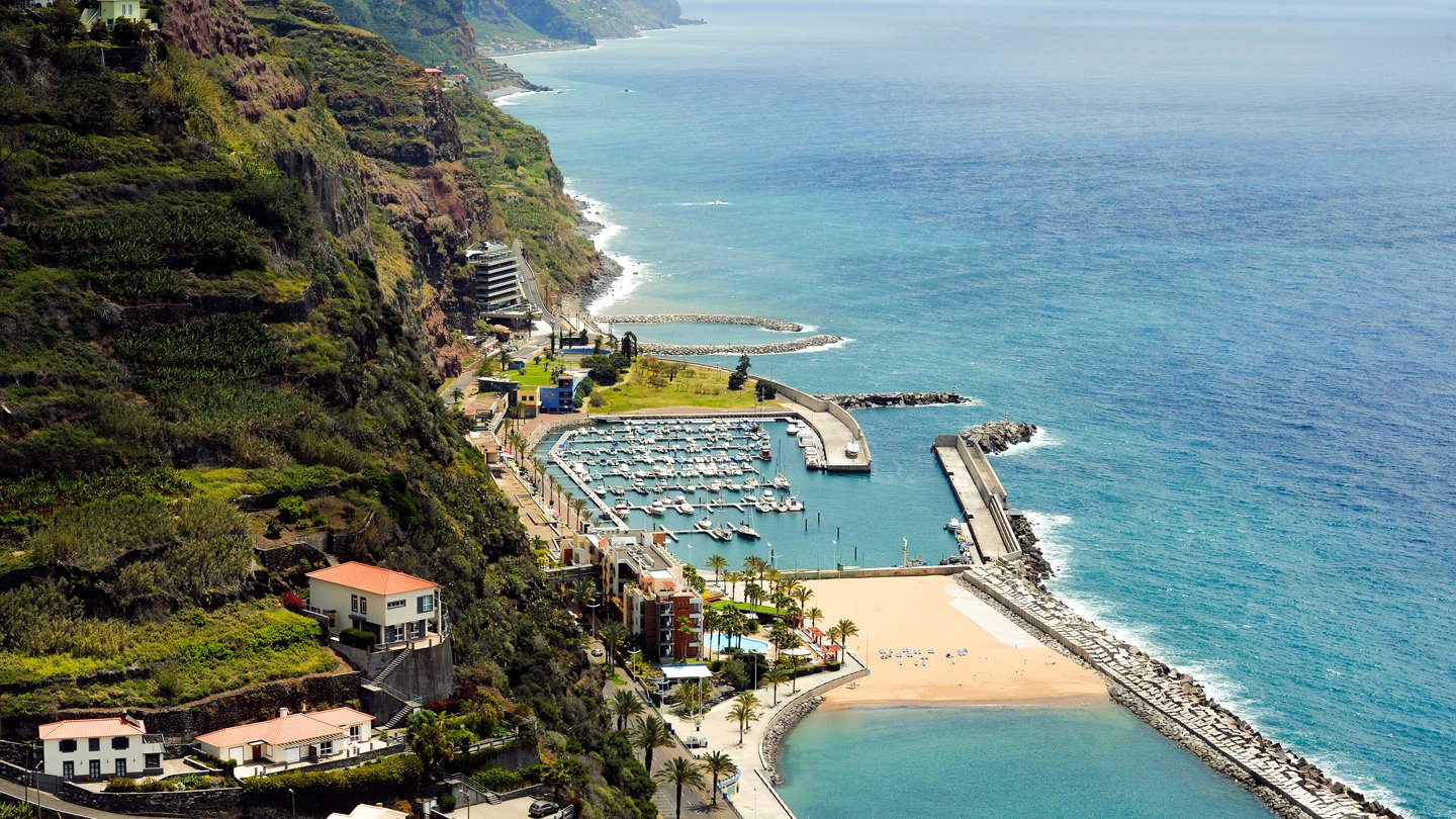 Calheta Beach 4*