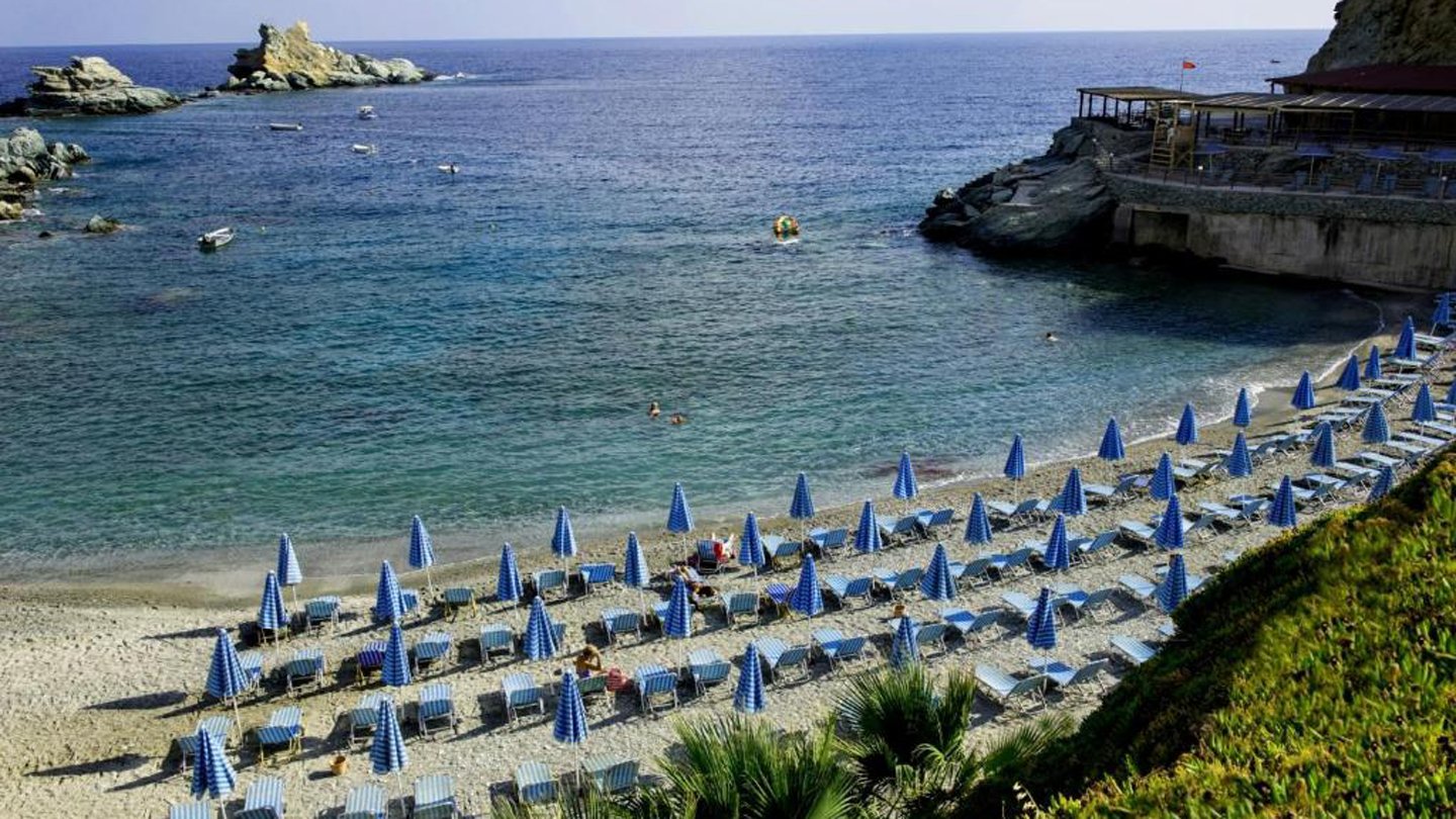 Athina Palace Resort & Spa 4