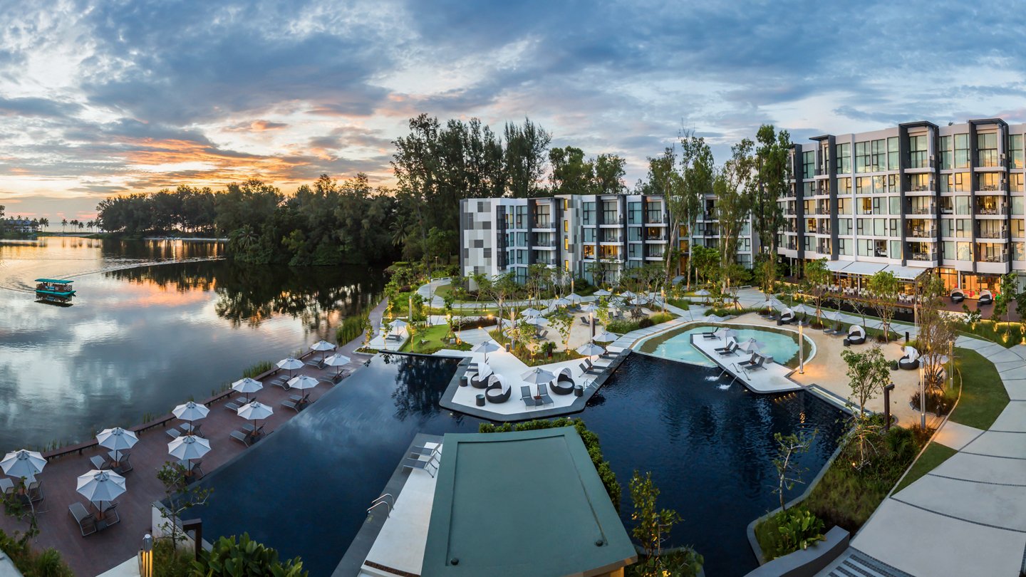 Cassia Phuket 4*