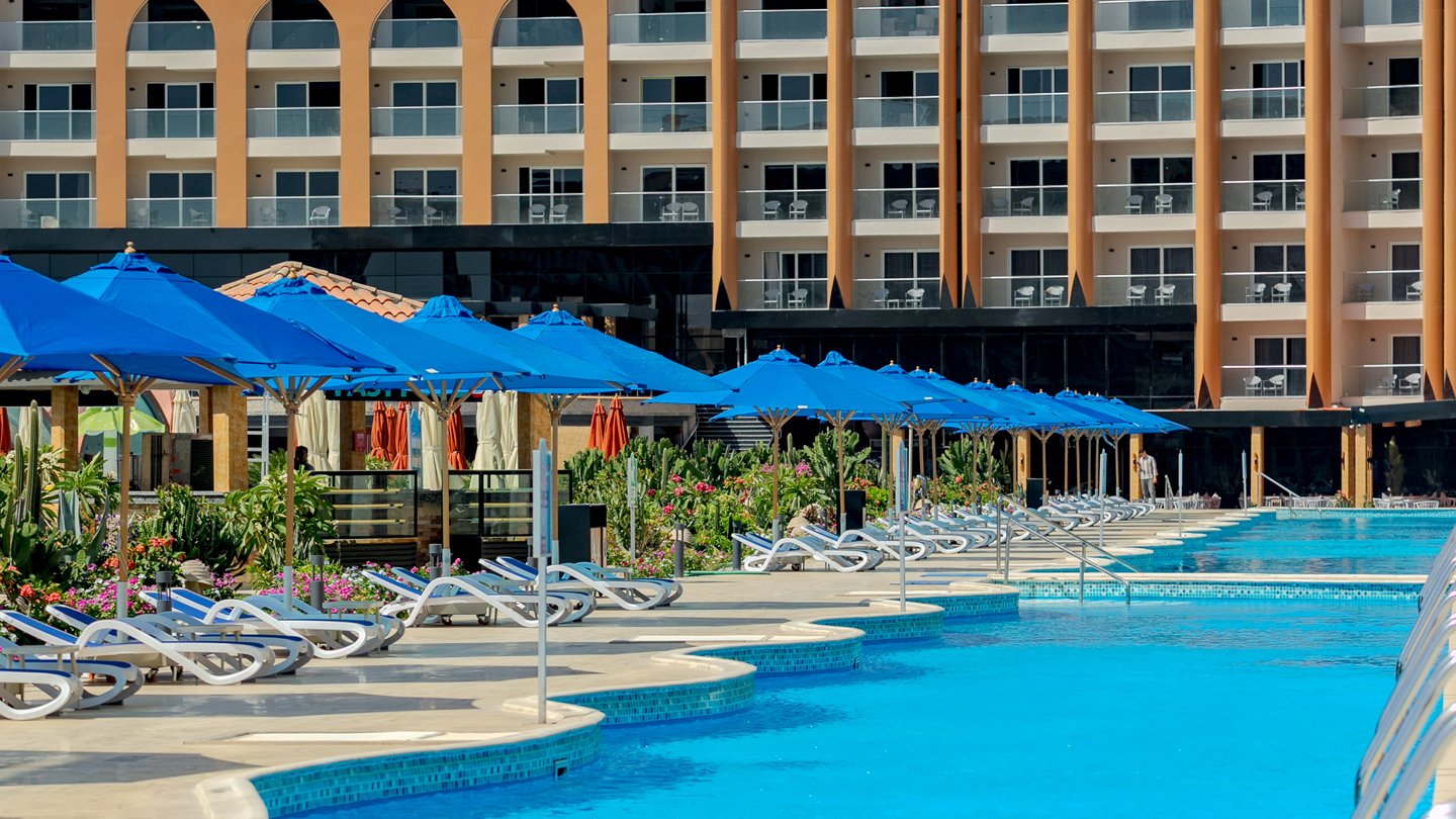 Rewaya Luxury Resort 2