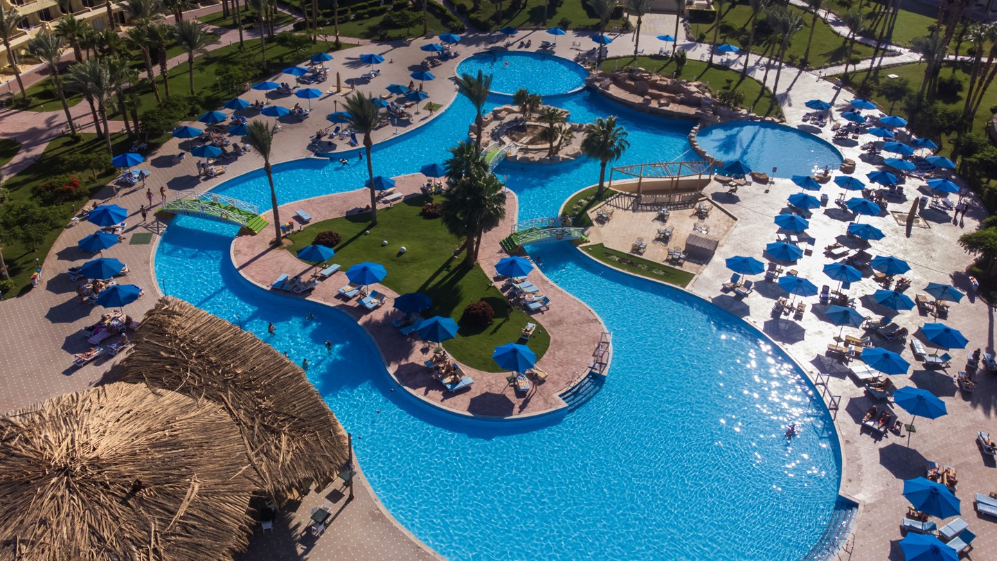 Amwaj Oyoun Resort & Spa 4*