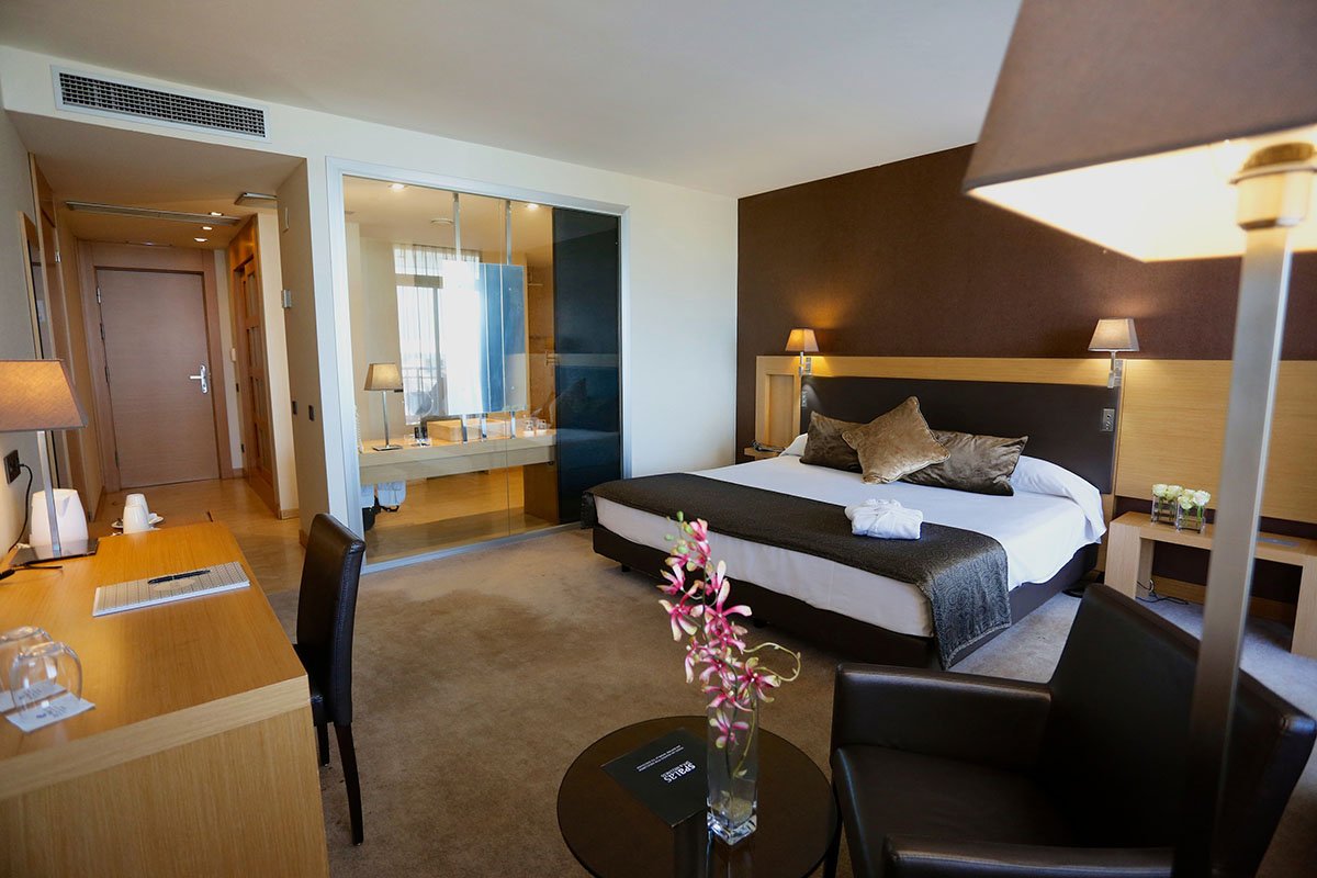 Classic Sea View Room